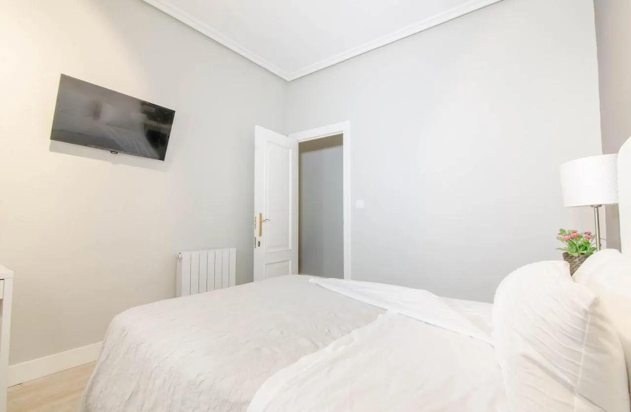 Apartamento Junto Al Guggenheim Bilbao Spain