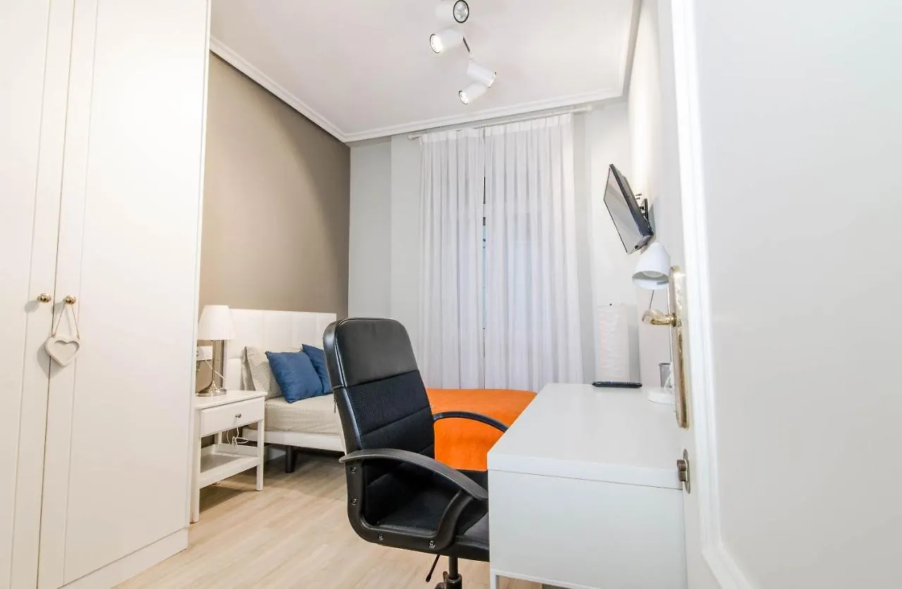 Apartamento Junto Al Guggenheim Bilbao 0*,